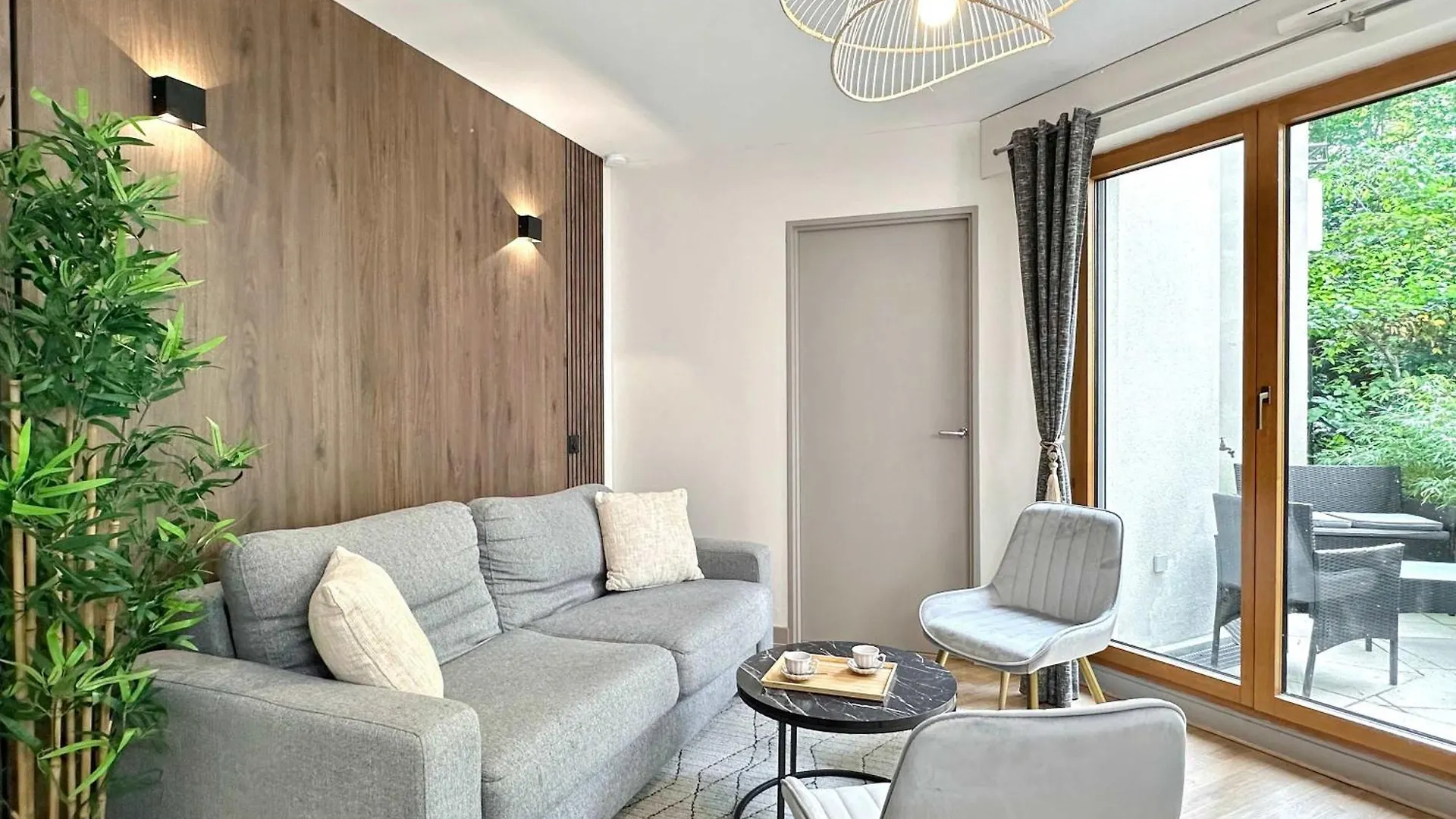 Studio With Terrace In Porte De Versailles Paris